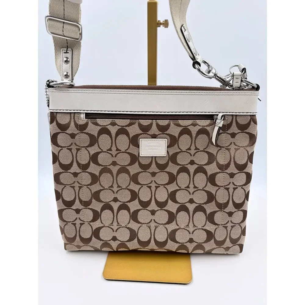 Coach timeless crossbody